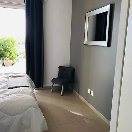 아파트 Standing 3 Chambres-3 Sdb-piscine A Debordement-bord De
